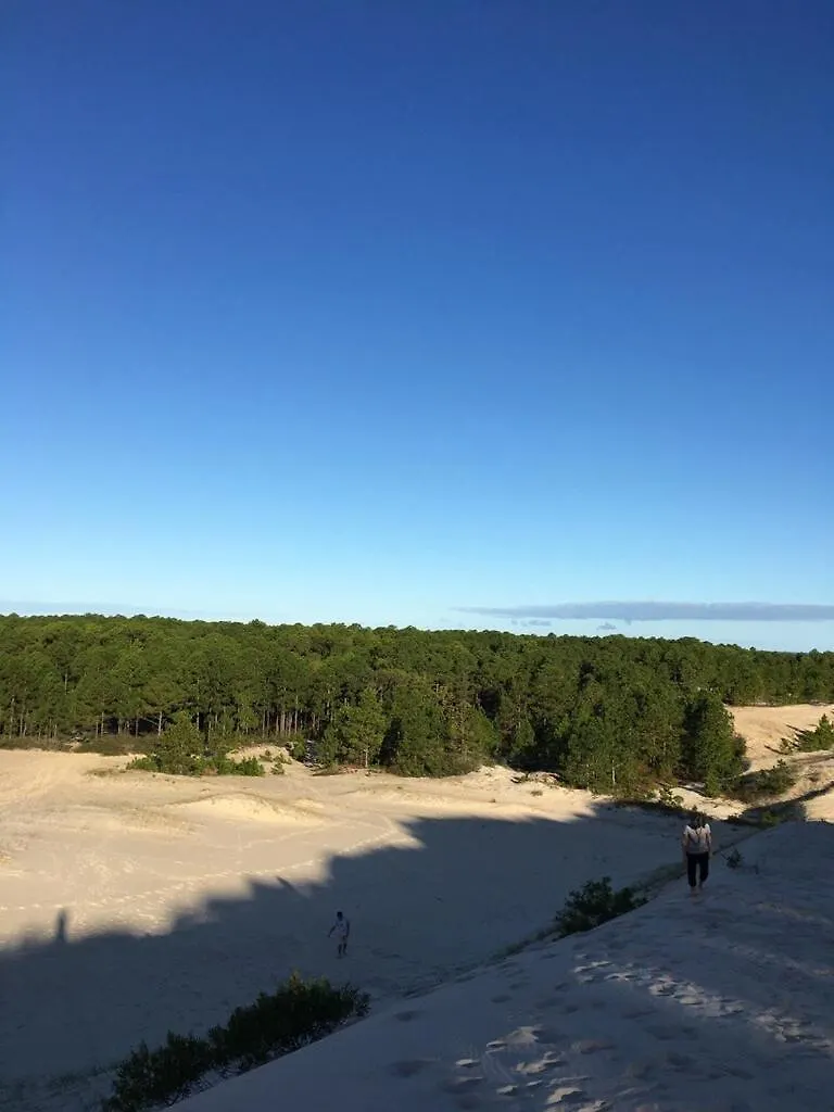 Cabana Mocambique, Ac, Vaga E Trilha Para Praia! 度假居